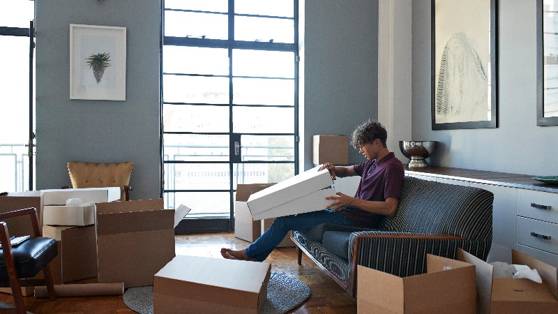 LIVING IN A CONDO? Here’s How To Pack Your Apartment!